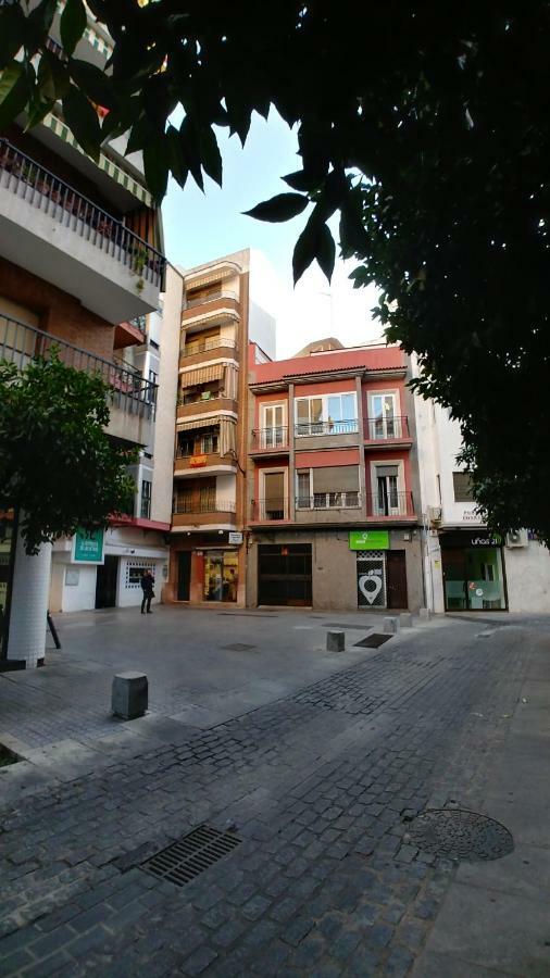 Appartamento Alojamiento Plaza Chirinos Cordova Esterno foto